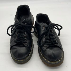 Dr Martens Black Leather Shoes size Mens 6 / Woman's  8 #10940